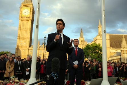 Ed Miliband and Wes Streeting attend a vigil in memory of the Labour MP Jo Cox in Parliament square
