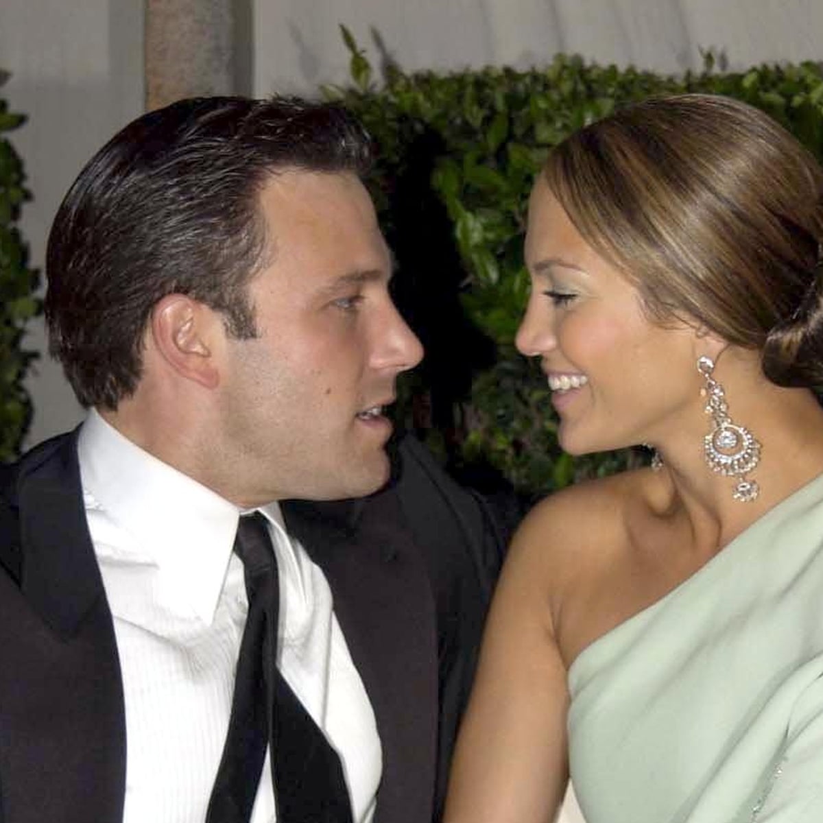 Bennifer 2 0 Why Rumours About Ben Affleck And Jennifer Lopez Are Catnip For Romantics Jennifer Lopez The Guardian Bennifer 2 0 Why Rumours About Ben Affleck And Jennifer Lopez Are Catnip For Romantics Jennifer Lopez The Guardian