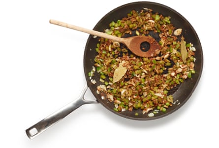 24 05 20 Guardian Jambalaya 006. Felicity Cloake’s jambalaya masterclass.