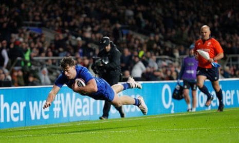 Damian Penaud of France scores his side's seventh try.