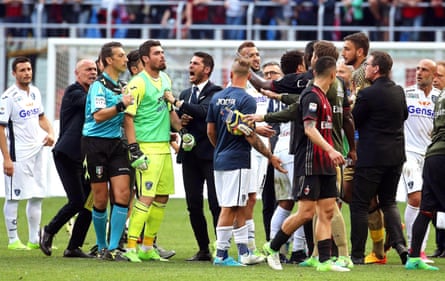 Players of Empoli and Milan argue after the visitors’ 2-1 win.