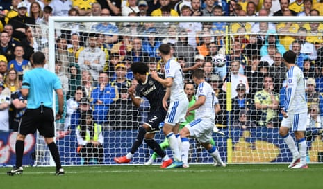 Kevin Schade of Brentford scores the team's first goal.