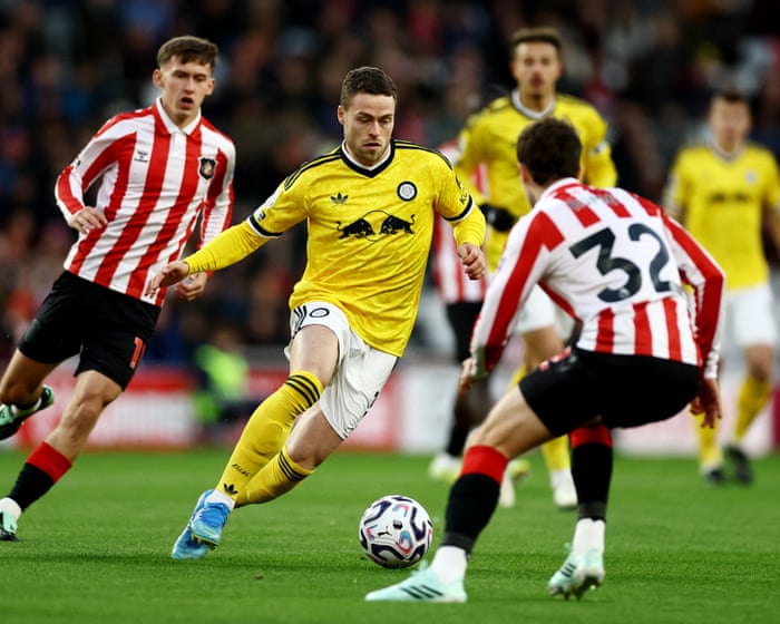 Sunderland v Leeds: Premier League – live