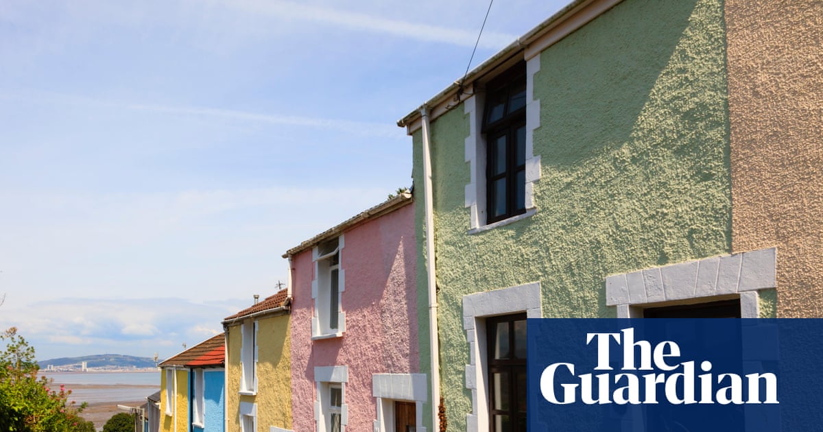 UK house prices rebound as market recovers from June dip UK house prices rebound as market recovers from June dip