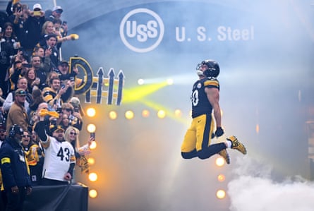 TJ Watt and the rest of the Steelers defense were excellent on Sunday.