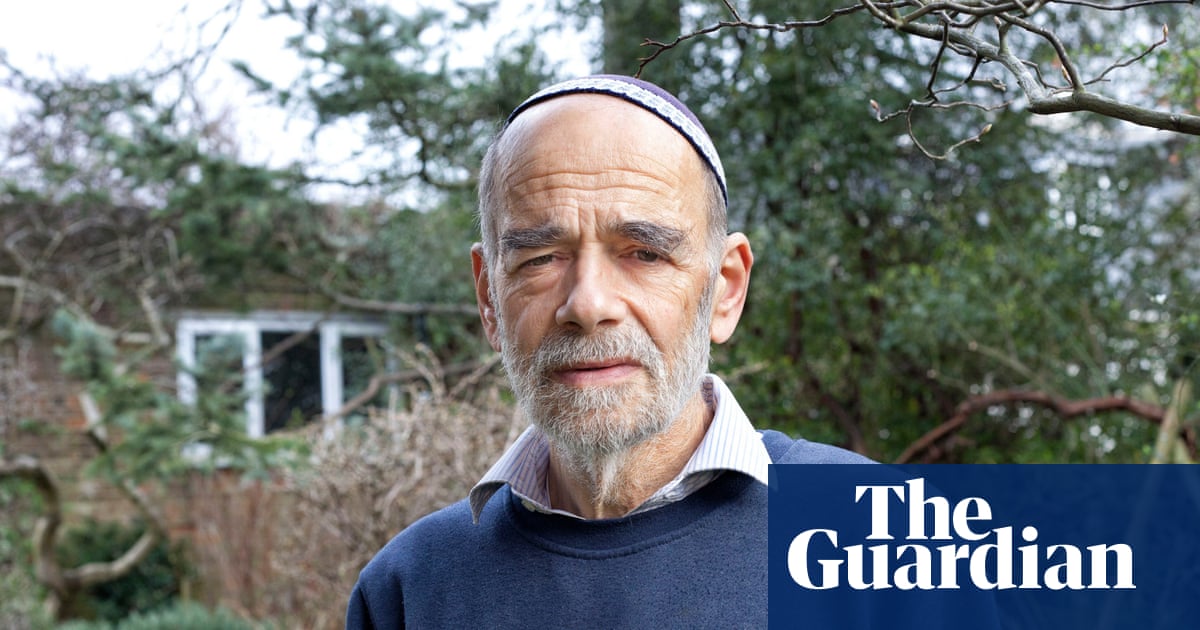 Senior UK rabbis come out in support of sanctions on Israeli settlements Senior UK rabbis come out in support of sanctions on Israeli settlements
