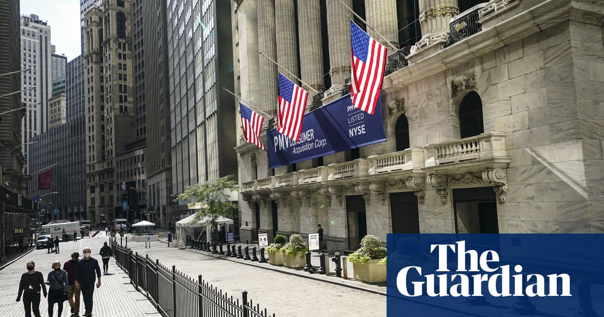Economists say stimulus needed to prevent more hardship as Trump appears to soften stance on cash boost for Americans