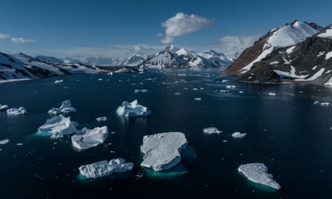 Melting icebergs on Horseshoe island in west Antartica.
