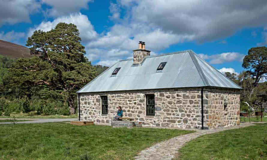 ‘We felt like Vikings’: readers’ top UK winter cabin and glamping stays 4 Ruigh Aiteachain bothy on the Glenfeshie Estate