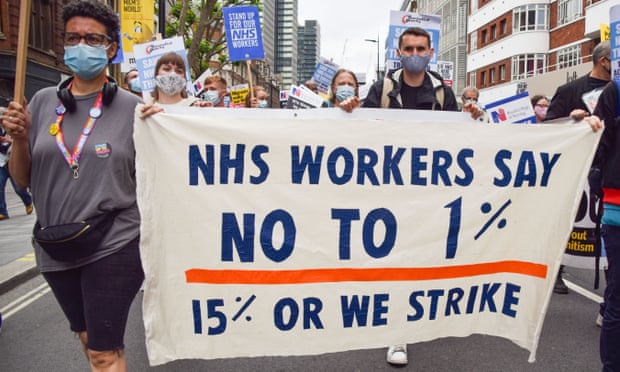 Protest in support of the NHS and fair pay for healthcare workers.
