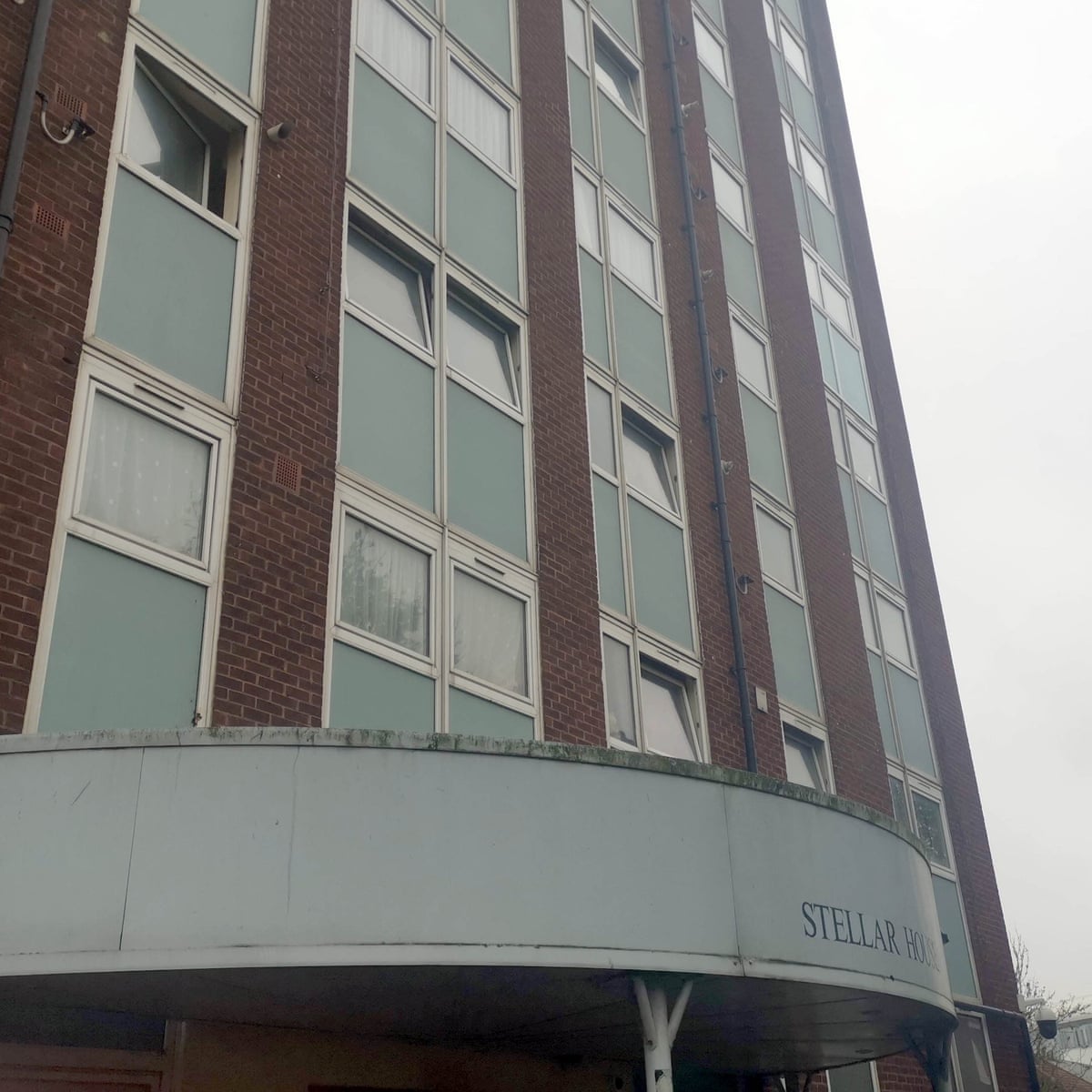 Toddler Dies After Falling From Ninth Floor Flat In North London Uk News The Guardian