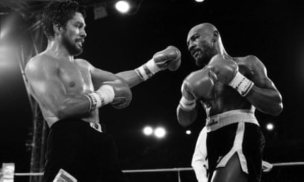 Roberto Durán faces his old rival Marvin Hagler in Las Vegas, 24 years ago.