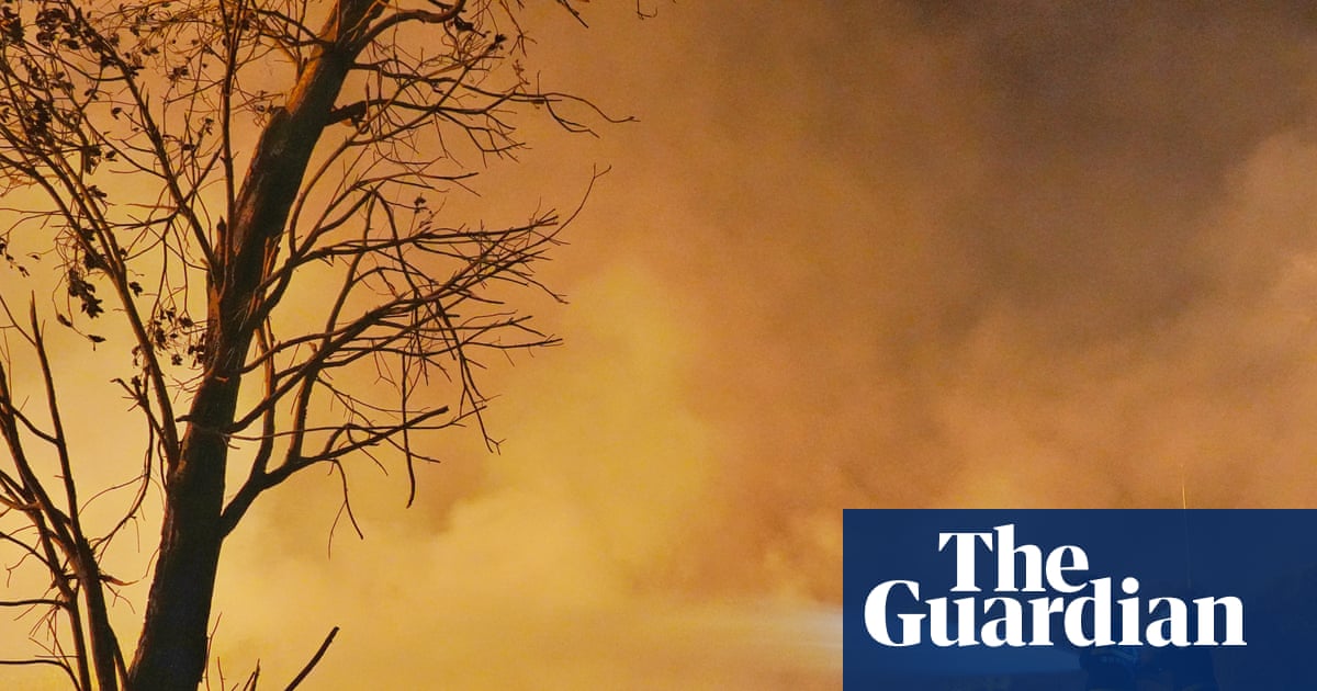官方媒体称中国鞭炮厂爆炸至少21人死亡 官方媒体称中国鞭炮厂爆炸至少21人死亡