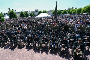 US second world war veterans gather in the town of Sainte-Mère-Église in north-west France