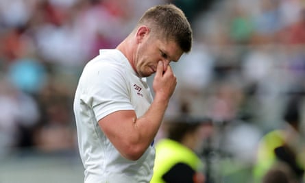 Owen Farrell leaves the field after his dismissal at Twickenham.