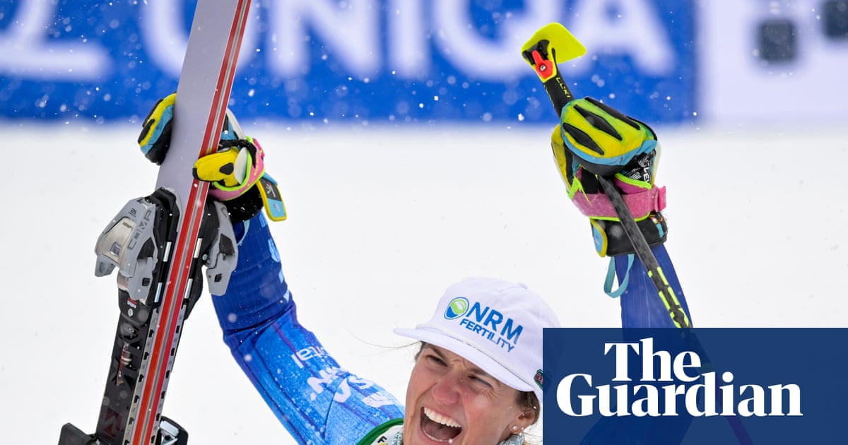 Paula Moltzan sets women’s first-win age record with 0.01-second World Cup victory