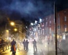 Dublin'de isyanları tetikleyen üç çocuğu bıçaklayan adam cinayete teşebbüsten suçlu bulundu