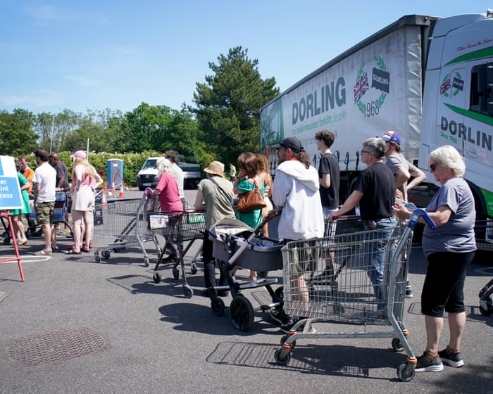 Kent residents struggle without water in a heatwave | Letter