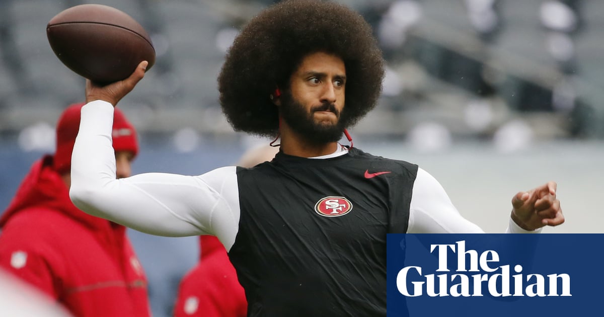 Michael Vick S Tip For Colin Kaepernick Get A Haircut And Be Presentable Colin Kaepernick The Guardian