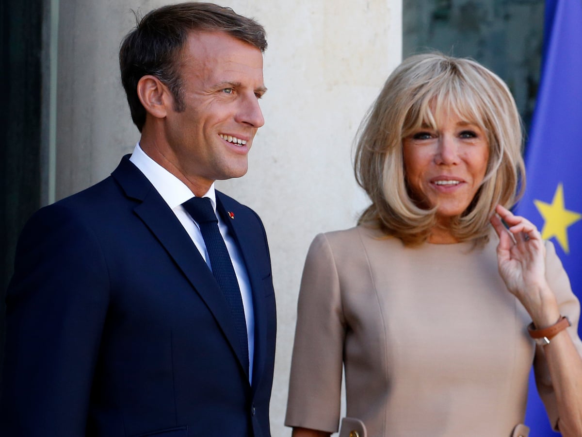 Emmanuel And Brigitte Macron Lfe Emmanuel Meme On Me Me
