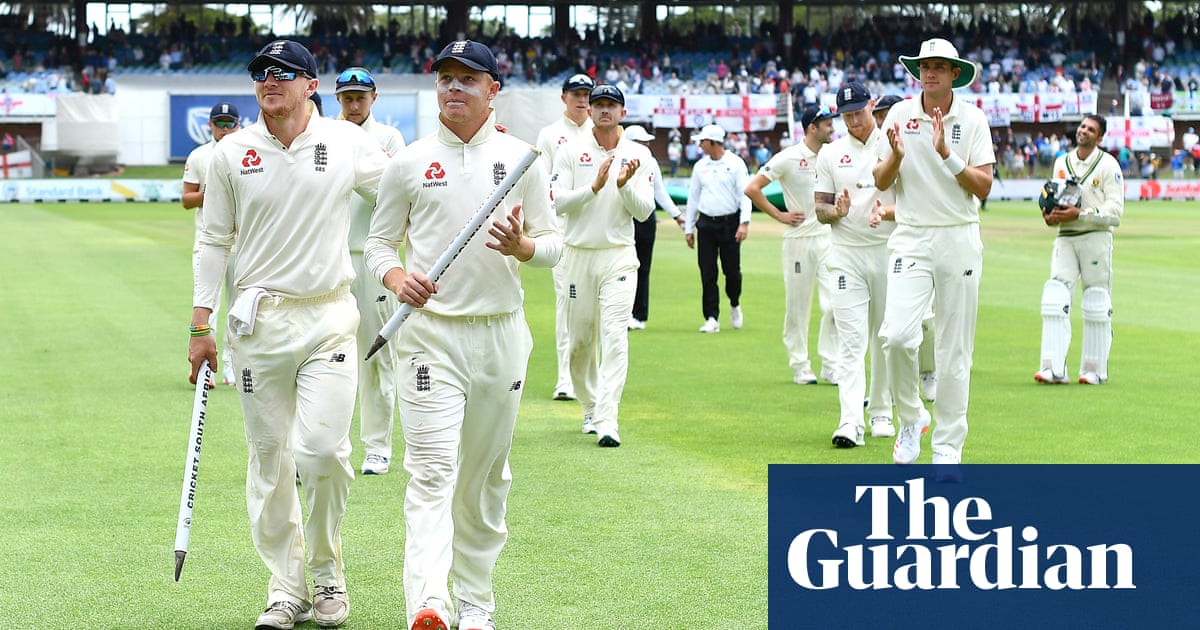 England thrash South Africa by an innings and 53 runs to take 2-1 lead