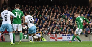 Steve Davis of Northern Ireland scores.