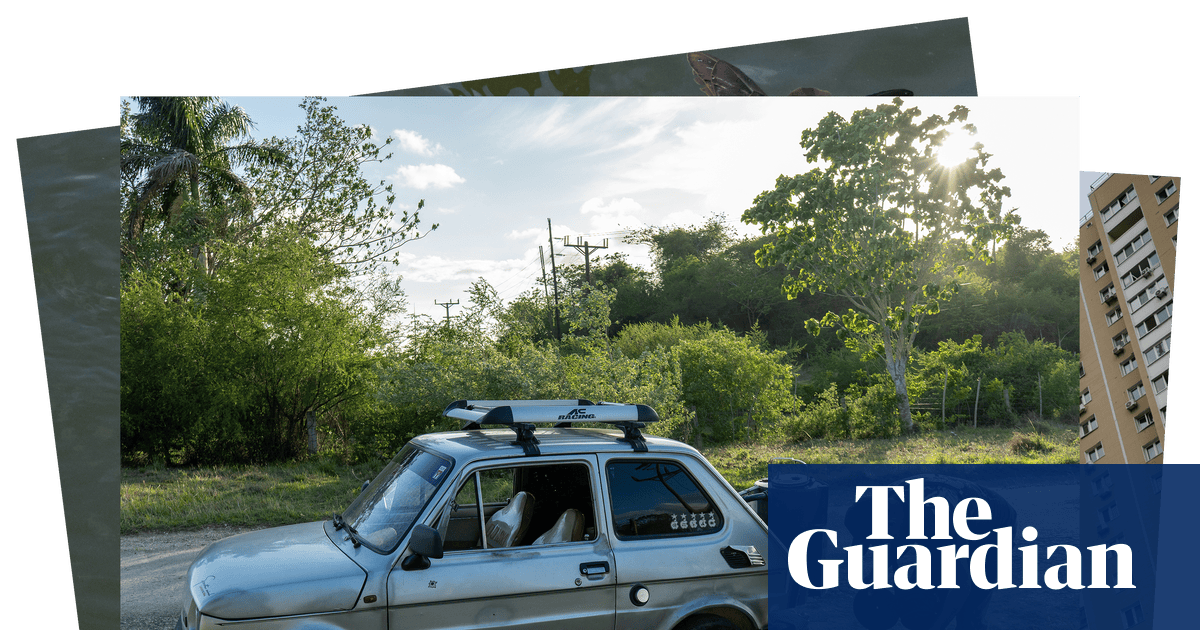 A water fight in Laos and a coal-fired Fiat: photos of the day