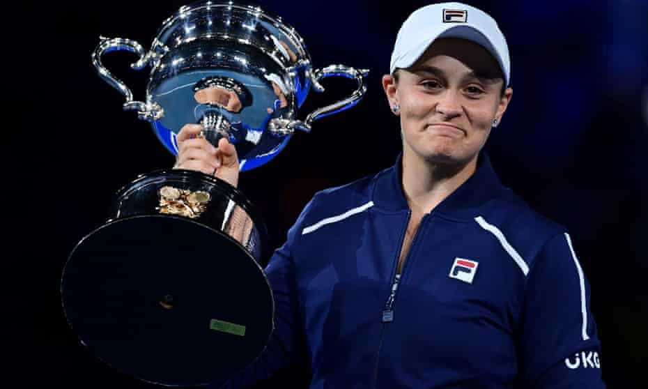 Ash Barty with the Australian Open trophy in January 2022