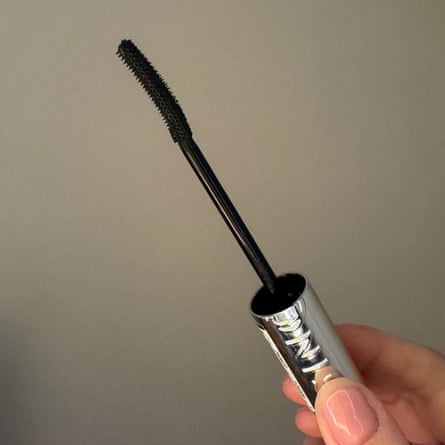 L’Oréal Paris Extensionist Telescopic Mascara wand