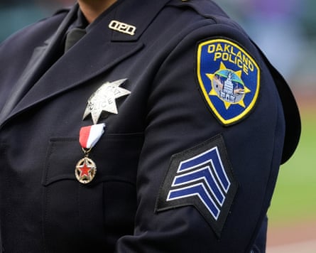 An Oakland police department patch.