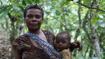 Baka woman in Messok Dja forest