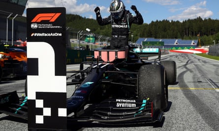 Valtteri Bottas Wins F1 Austrian Grand Prix After Hamilton Suffers Penalty Lewis Hamilton The Guardian
