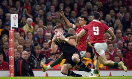 Wales v New Zealand: Autumn Nations Sequence – dwell! | Autumn Nations Sequence 6 Jordie Barrett bundles over for the third All Blacks try.