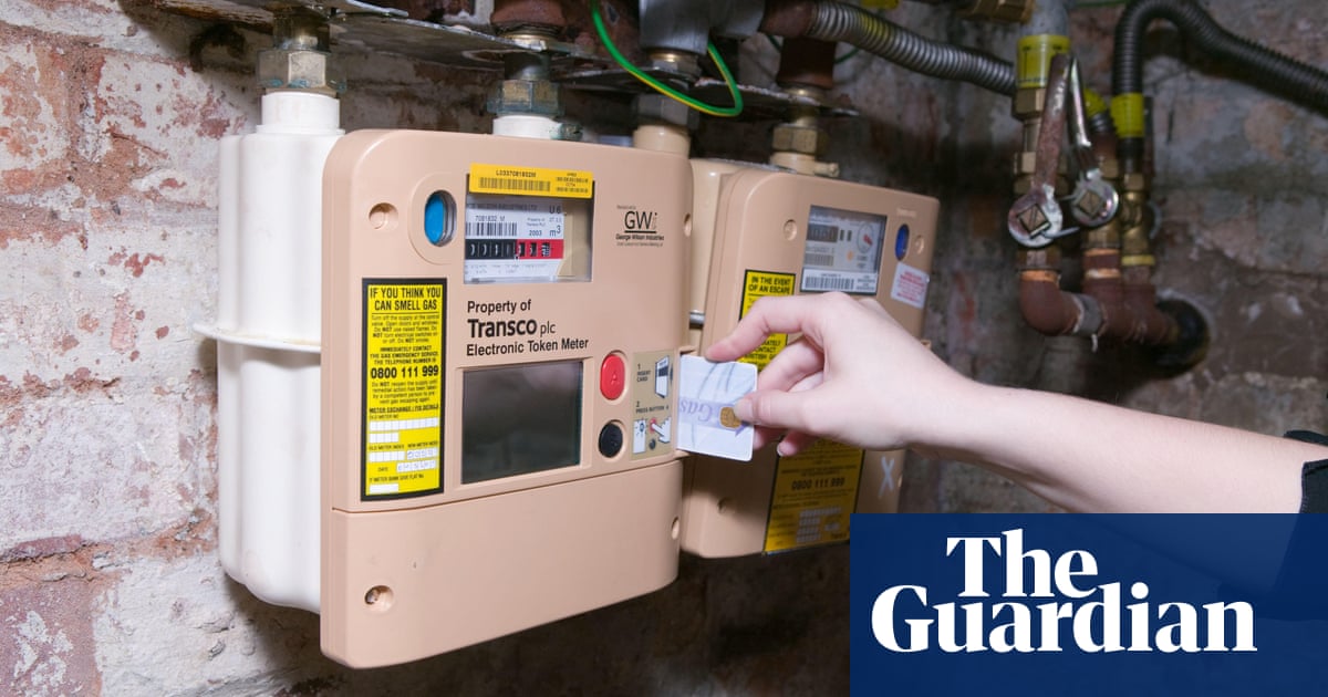 Stop forcing people on to prepayment meters, UK minister urges suppliers
