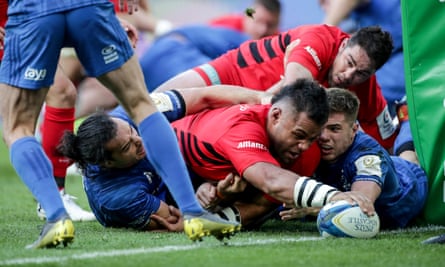 Billy Vunipola forces his way over for the try that ended Leinster’s resistance.