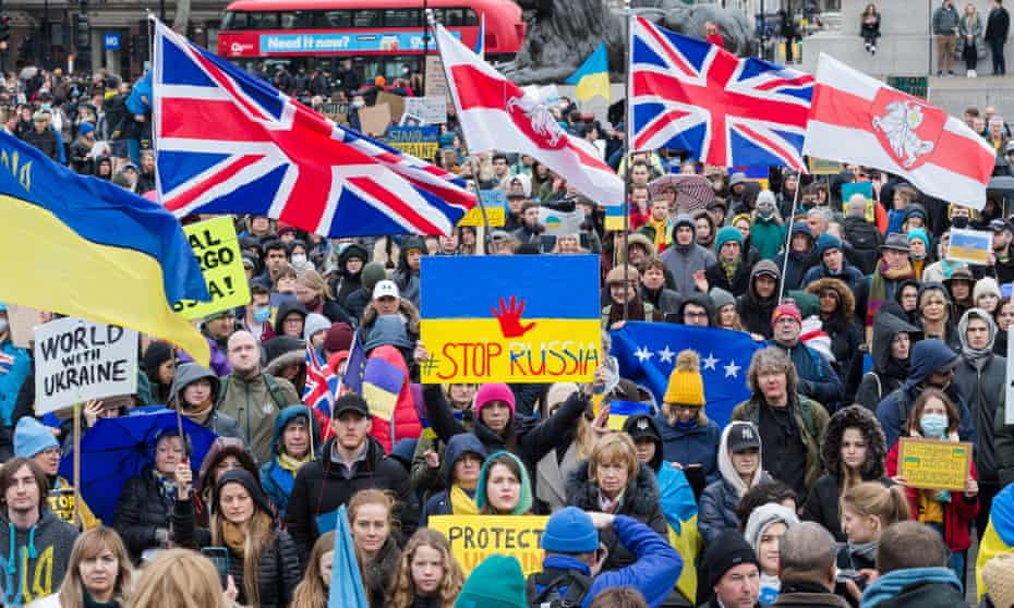 Ukrainian people and their supporters demonstrate in Trafalgar Square