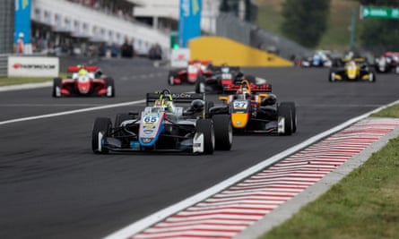 Enaam Ahmed (No 65) leads the field at Hungaroring in June 2018 during the Formula 3 European Championships.