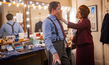 Matthew Broderick and Sarah Jessica Parker in a dressing room together