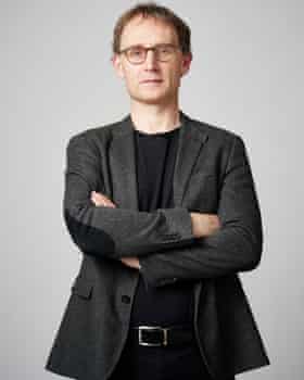 Profesor Neil Ferguson.