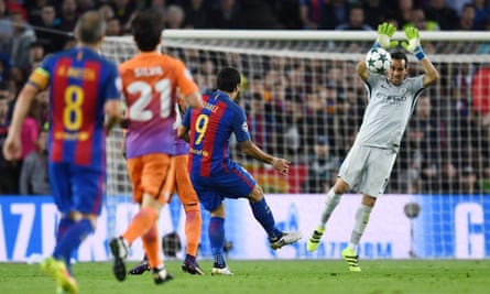 Claudio Bravo handles Luis Suárez’s attempted lob outside the penalty area, making a red card inevitable.