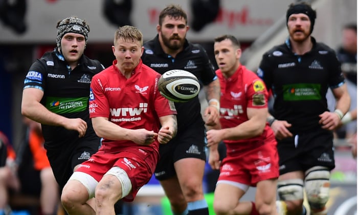 Scarlets James Davies I D Rather Have Fun Than Be Boring And Have More Welsh Caps Sport The Guardian