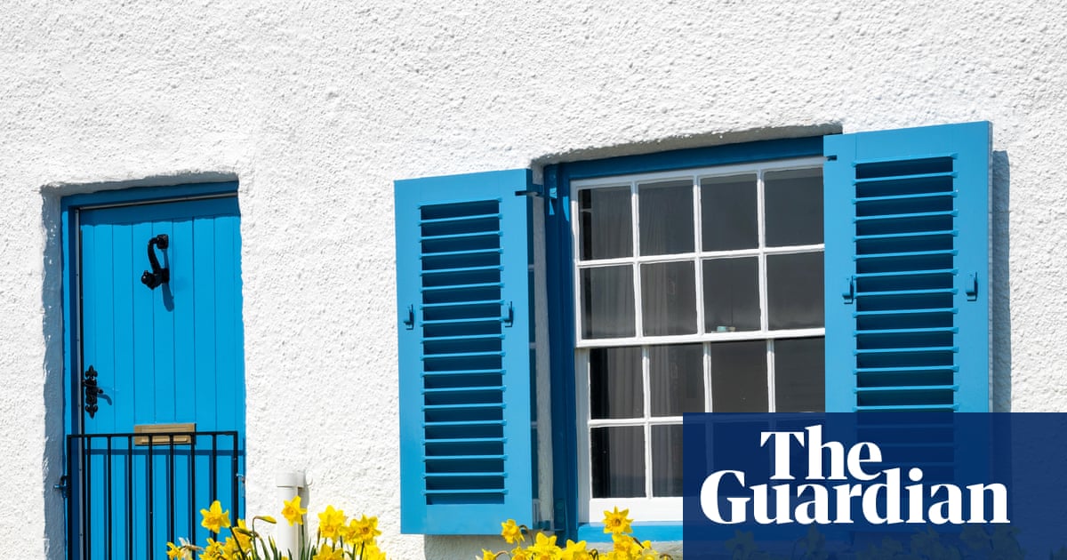 ‘Strong rebound’ for UK housing market with 6% more homes for sale than a year ago