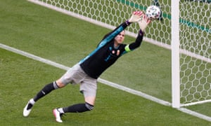 Peter Gulacsi of Hungary watched Ousmane Dembele of France hit the goal post.