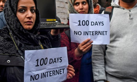Kashmiri journalists protest against internet blockade imposed by India’s government in Srinagar on 12 October 2019.