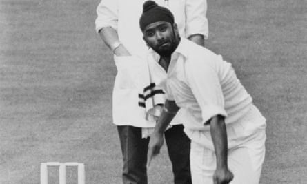 Bishan Bedi bowls