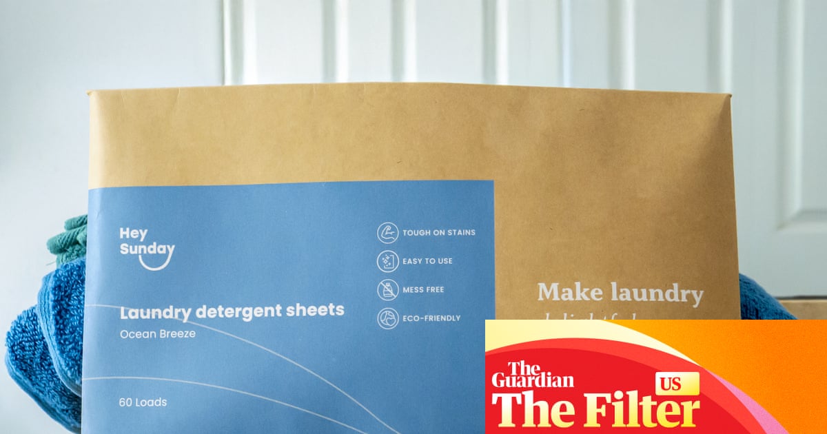 Break up with your liquid detergent. Try these plastic-free laundry sheets instead