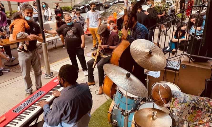 Jazz musicians perform in the Meatpacking District.