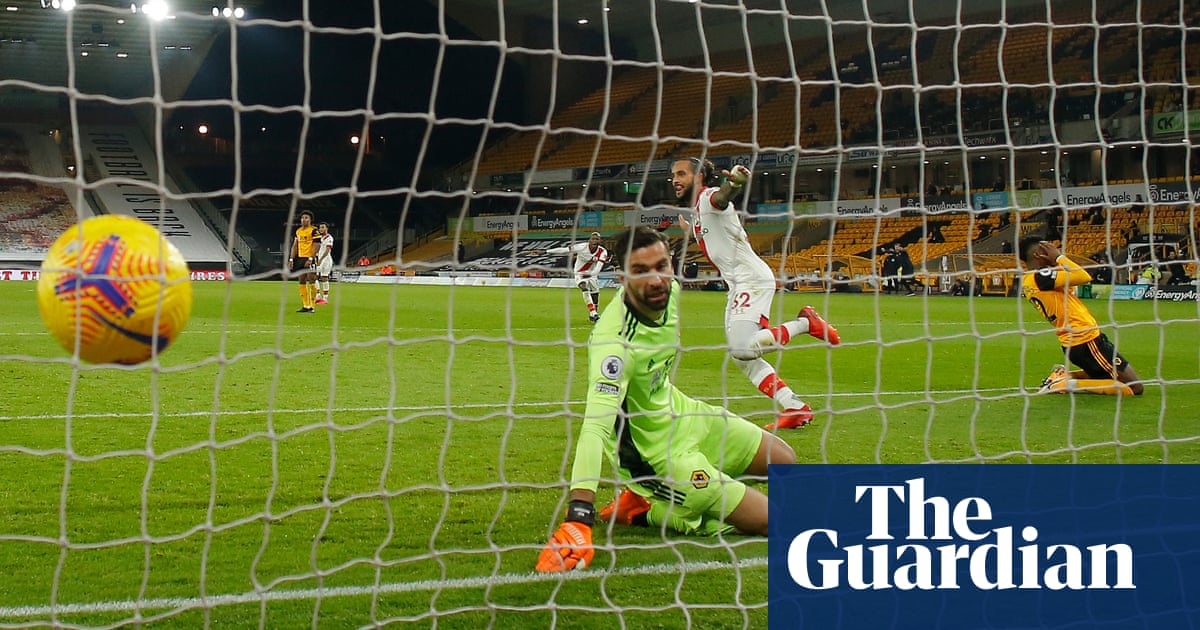 Wolves snatch equaliser after Walcott ends 14-year wait for Southampton goal