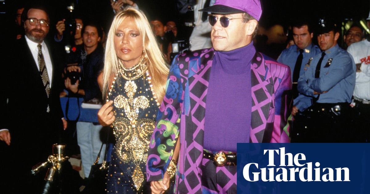 Your Style Elton John S Fashion Through The Years In Pictures Fashion The Guardian