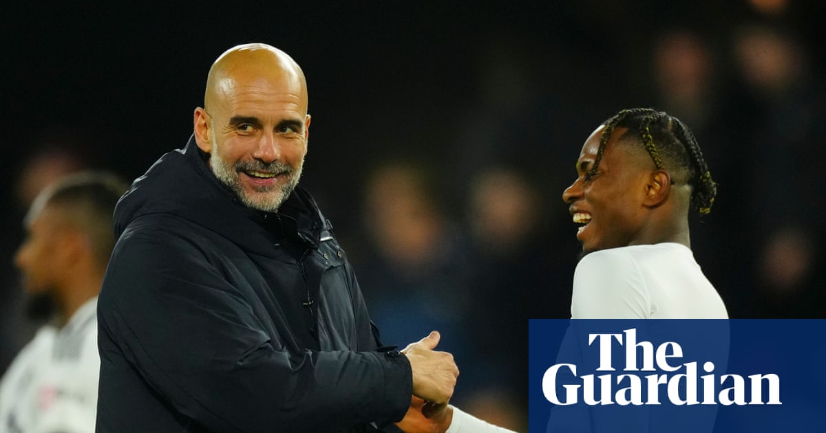 A nine-goal thriller at Fulham and Romero rescues Spurs – Football Weekly